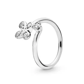 PANDORA Four-Petal Flowers Twisted Ring - 197988CZ PANDORA Four-Petal Flowers Twisted Ring - 197988CZ