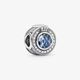 PANDORA Sparkling Blue Crown O charm - 799058C01 PANDORA Sparkling Blue Crown O charm - 799058C01