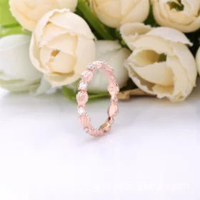 PANDORA Sparkling Seashell Band Ring - 188946C01 PANDORA Sparkling Seashell Band Ring - 188946C01