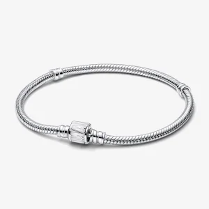 Pandora Moments Marvel Logo Clasp Snake Chain Bracelet - 592561C01 (image for) Pandora Moments Marvel Logo Clasp Snake Chain Bracelet - 592561C01