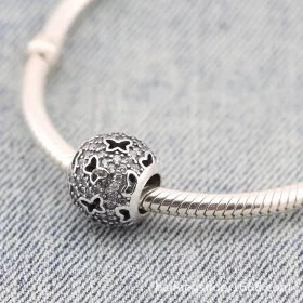 PANDORA Fluttering Butterflies Charm - 791482CZ PANDORA Fluttering Butterflies Charm - 791482CZ