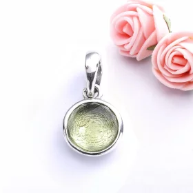 PANDORA August Droplet, Peridot Pendant - 390396PE PANDORA August Droplet, Peridot Pendant - 390396PE