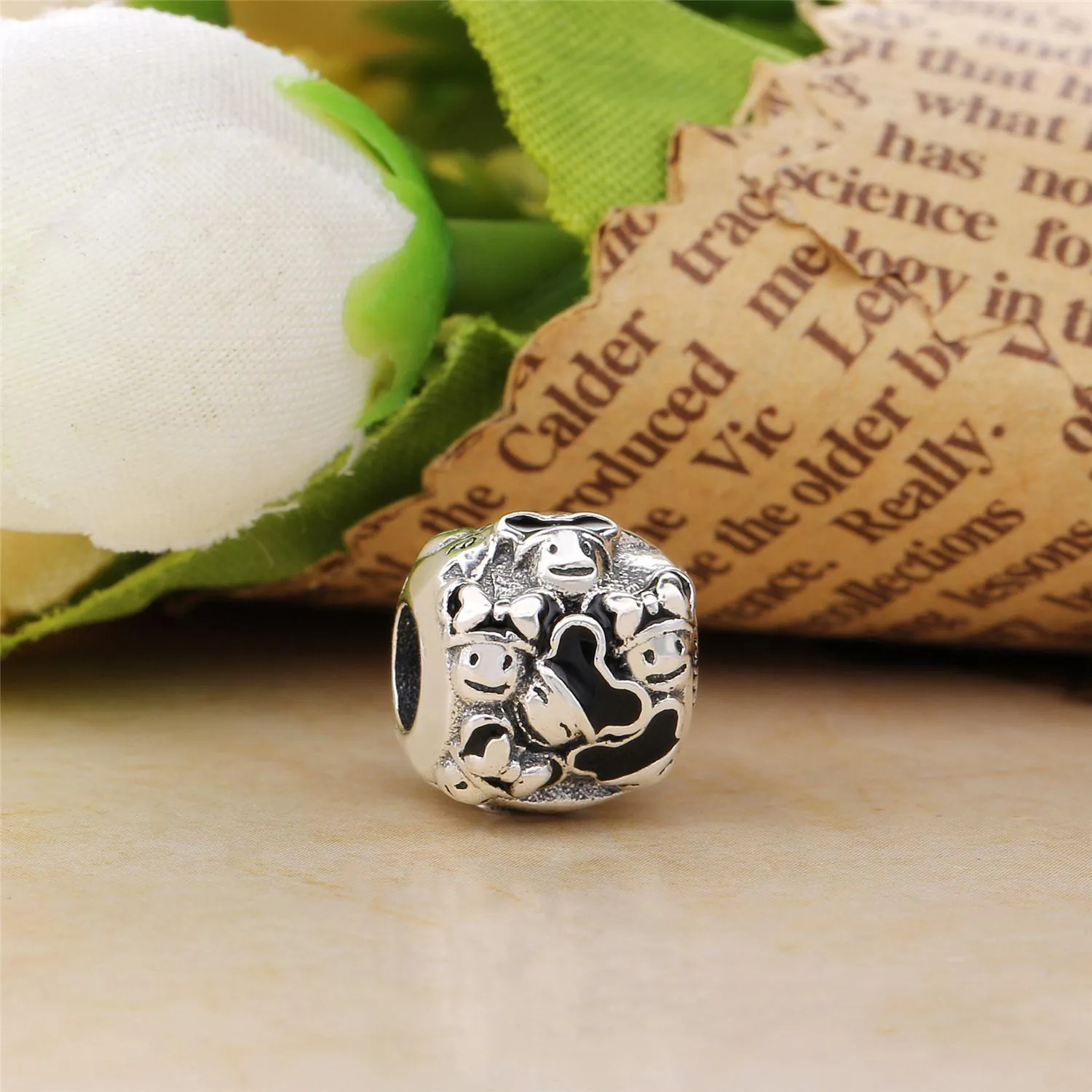 PANDORA "Disney Family" Charm - 7501057371563P