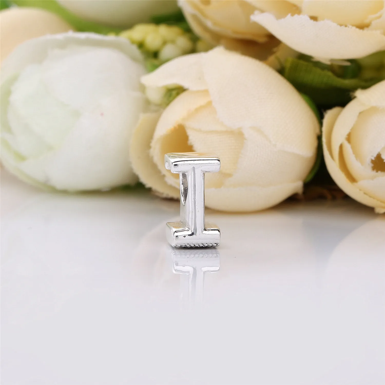 PANDORA Letter I Charm - 797463