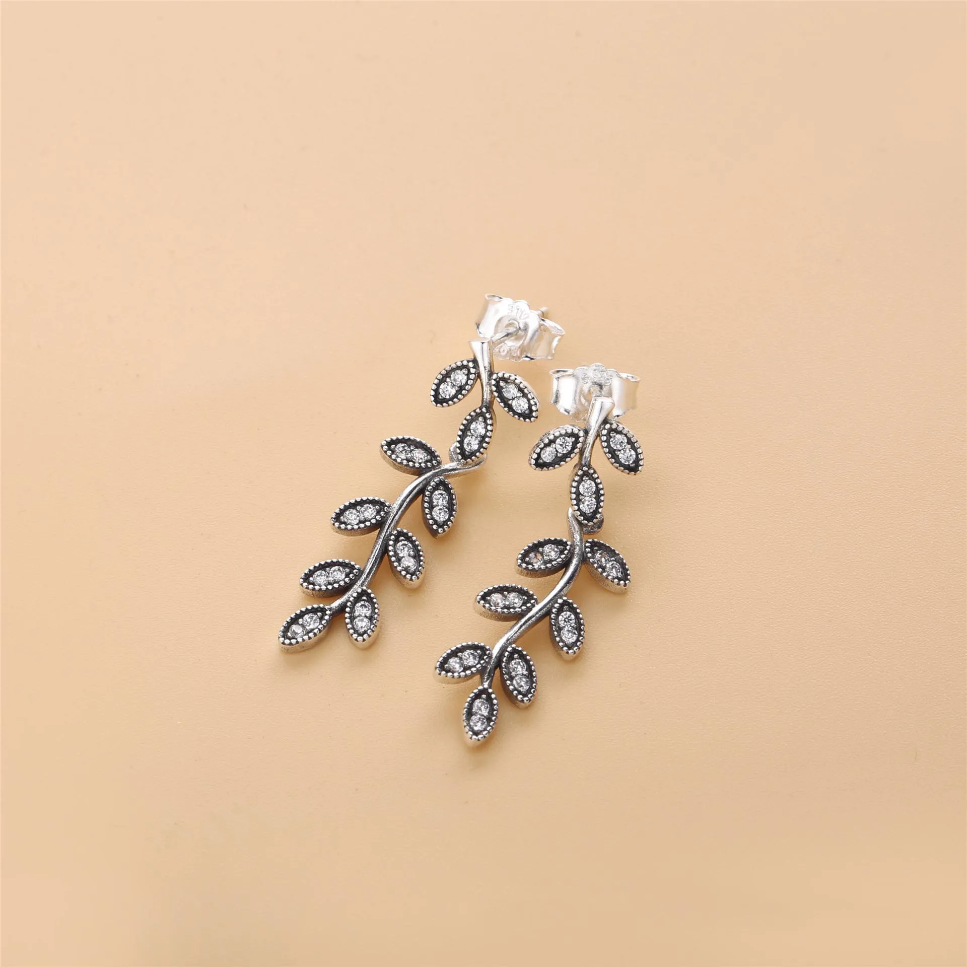 PANDORA Sparkling Leaves Drop Earrings, Clear CZ - 290565CZ