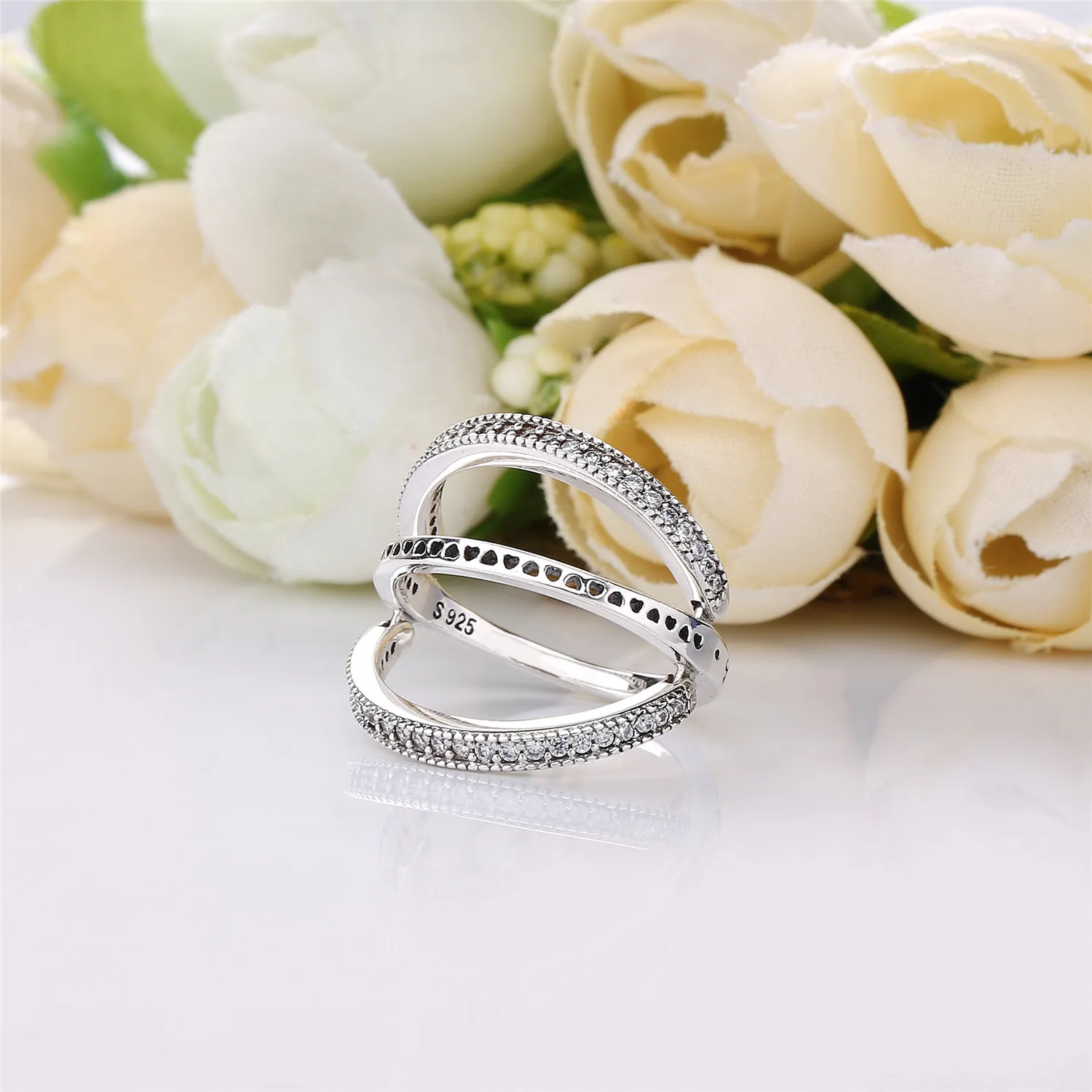 Flipping Hearts of PANDORA Ring, Clear CZ - 197404CZ