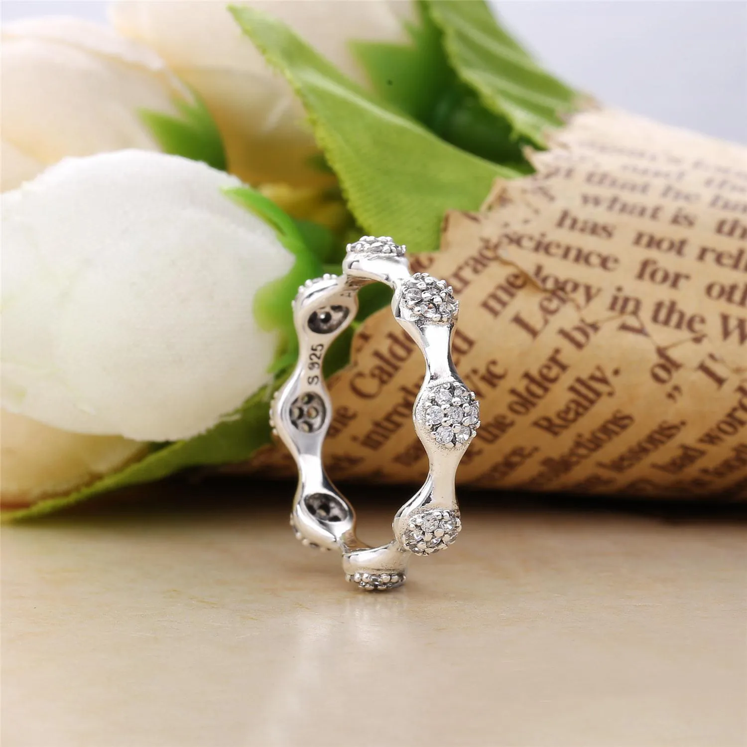 Modern LovePods™ Ring, PANDORA Rose™ & Clear CZ - 187295CZ