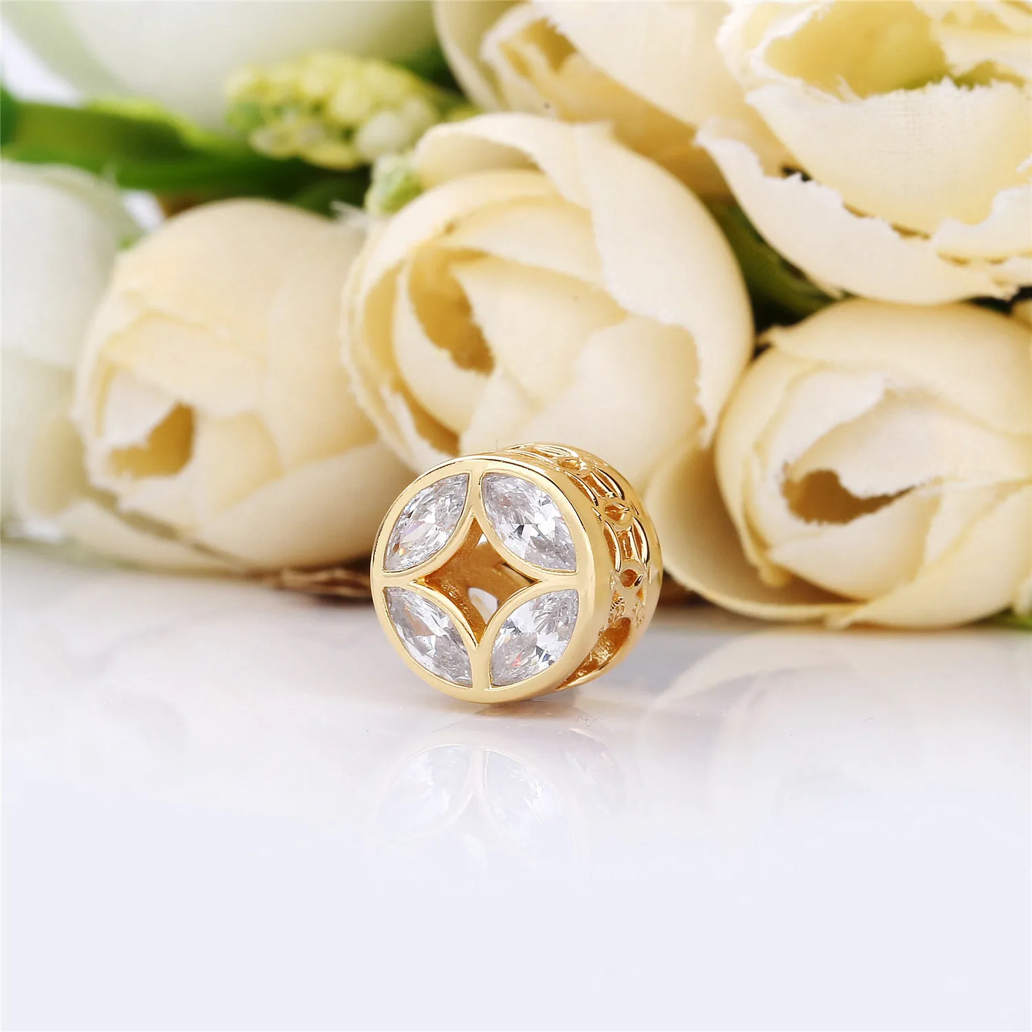 Good Fortune Coin Charm, PANDORA Shine™ Sunshine Yellow CZ - 767821CSY