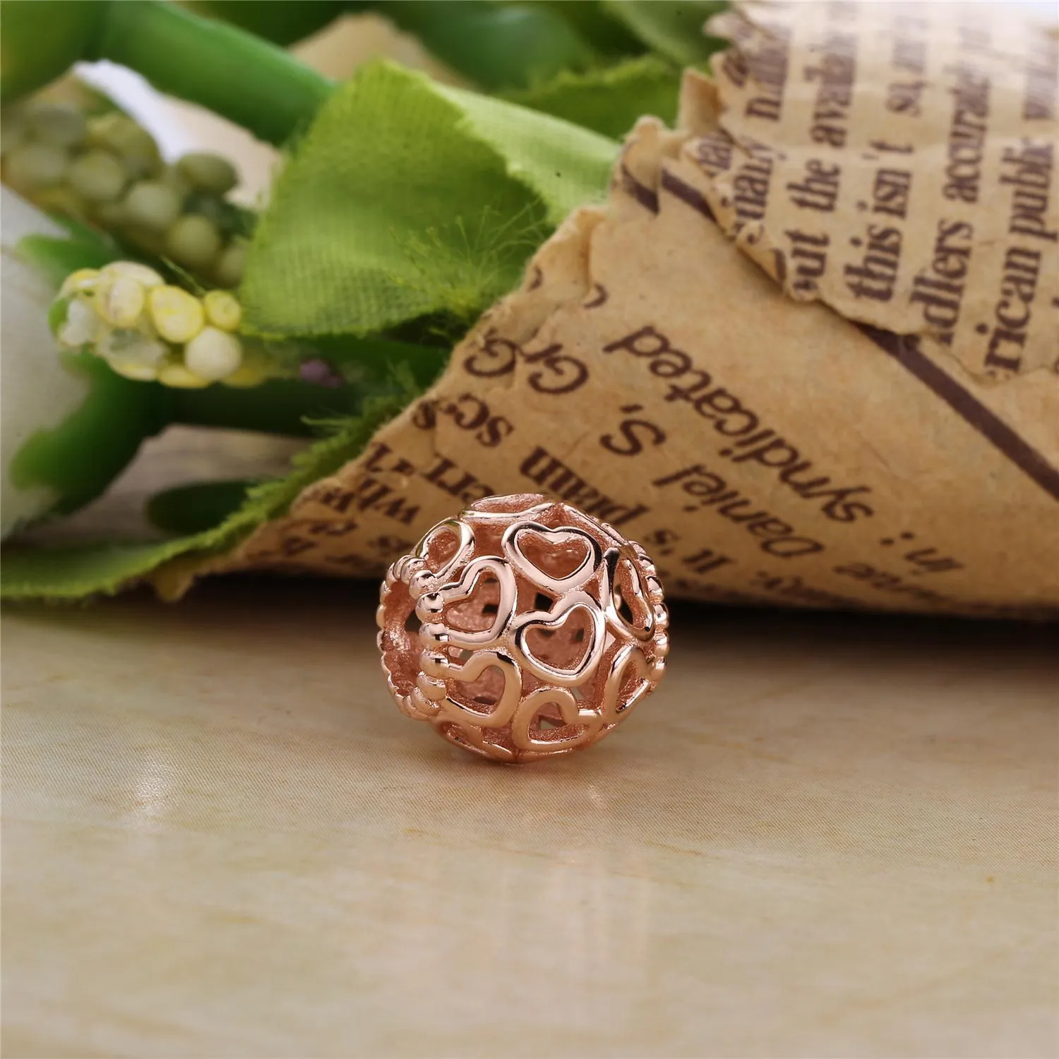 Open Your Heart Filigree Charm, PANDORA Rose™ - 780964