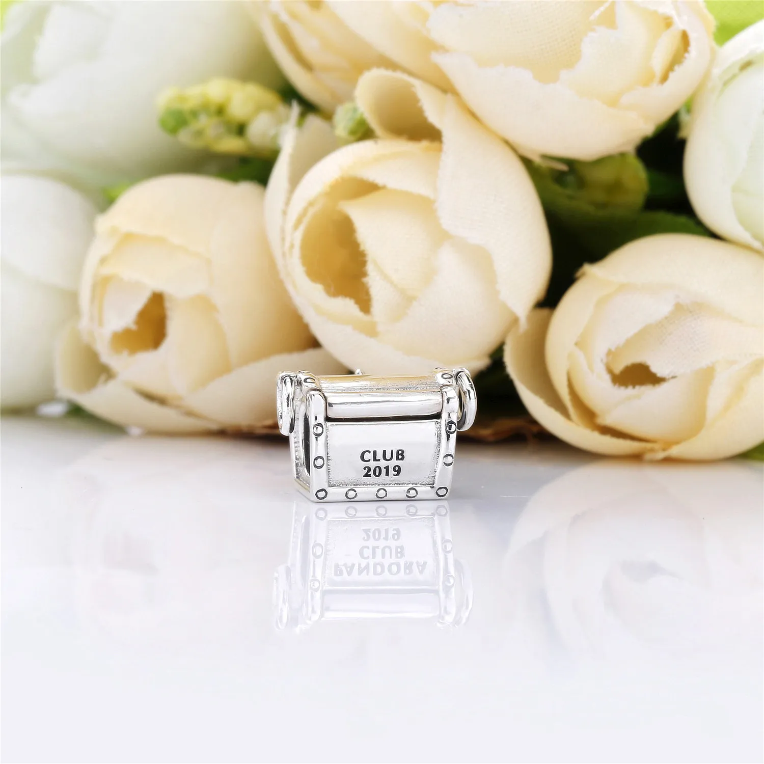 PANDORA Club Charm 2019 - 787792D