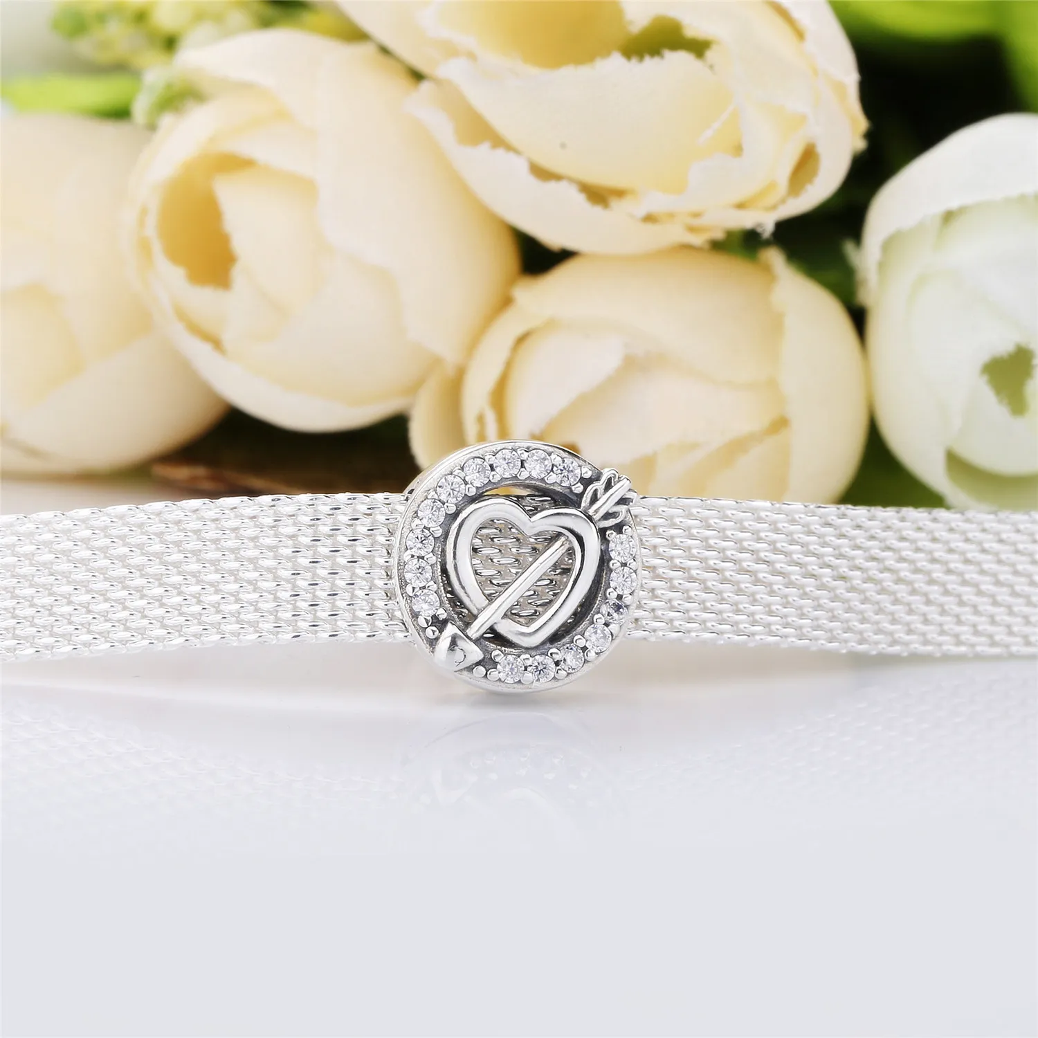 PANDORA Asymmetric Heart & Arrow Charm Clip - 797793CZ