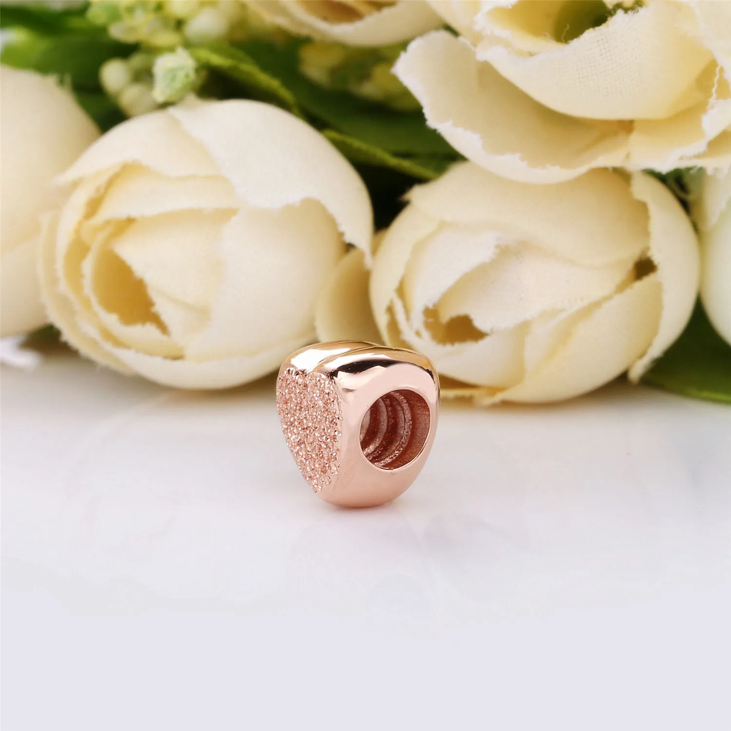 Matte Brilliance Heart Charm, Pandora Rose™ - 787881