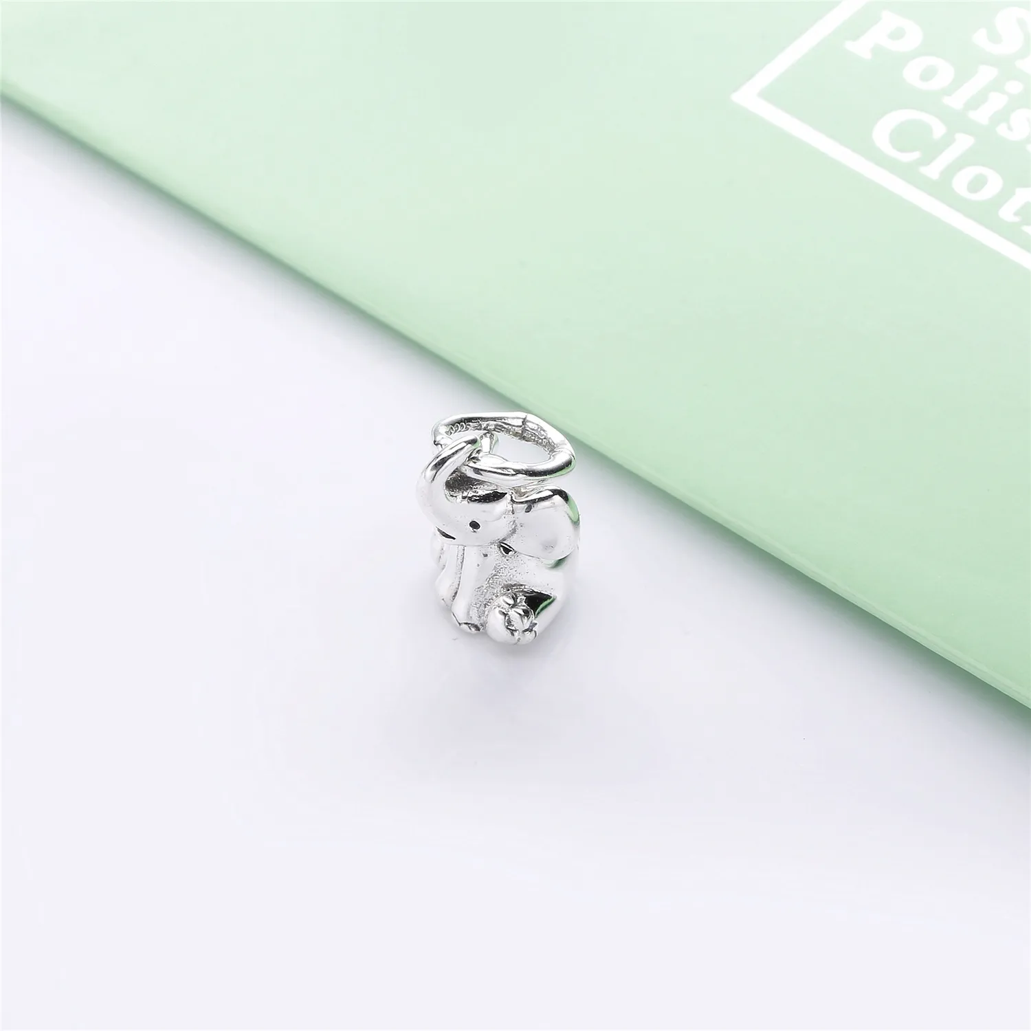 PANDORA Elephant Charm - 798069