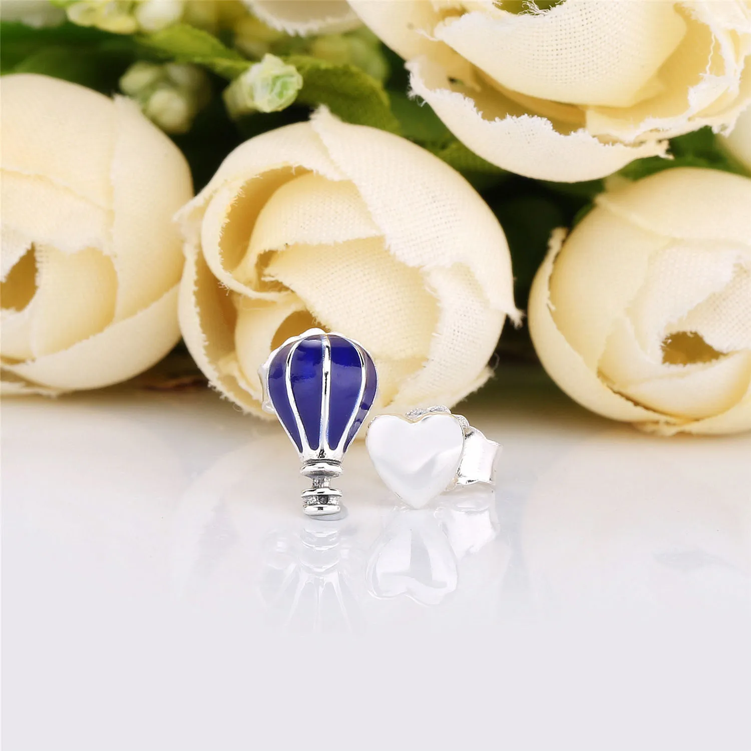 PANDORA Hot Air Balloon & Heart Stud Earrings - 298058EN195