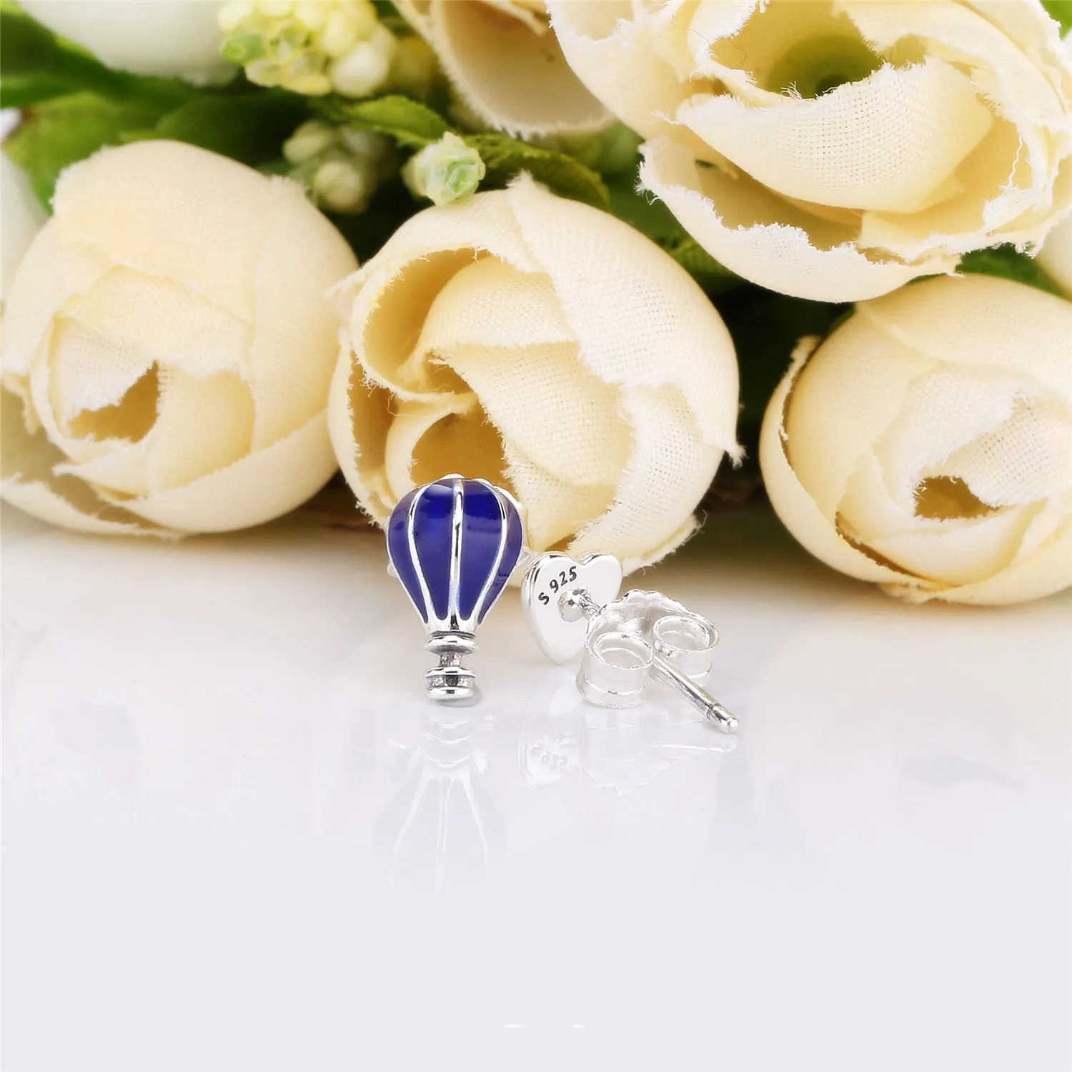 PANDORA Hot Air Balloon & Heart Stud Earrings - 298058EN195