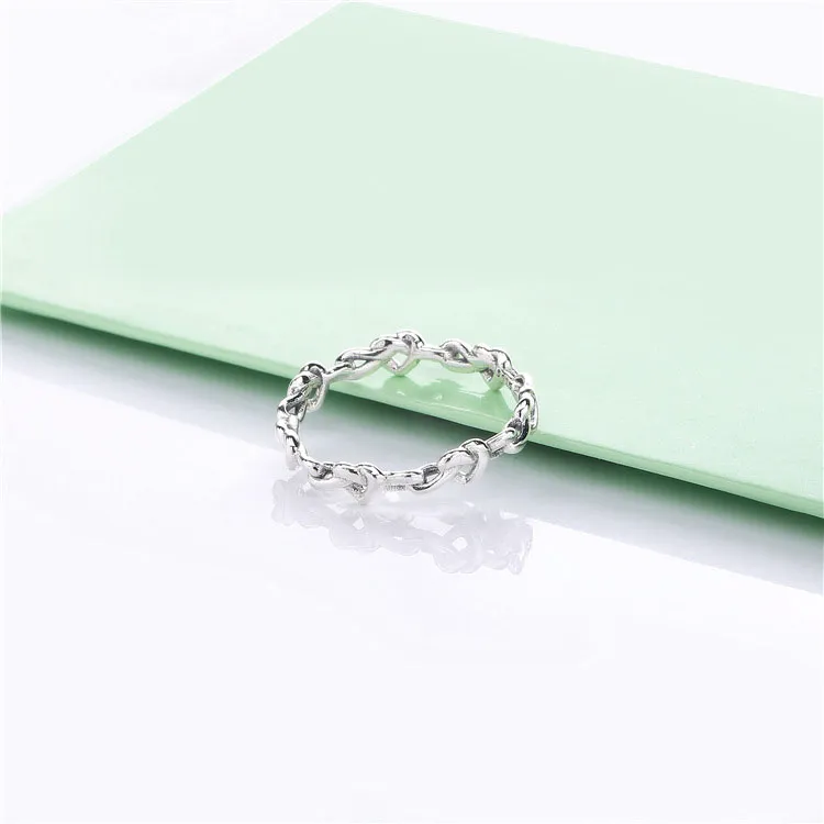 PANDORA Knotted Hearts Band Ring - 198018