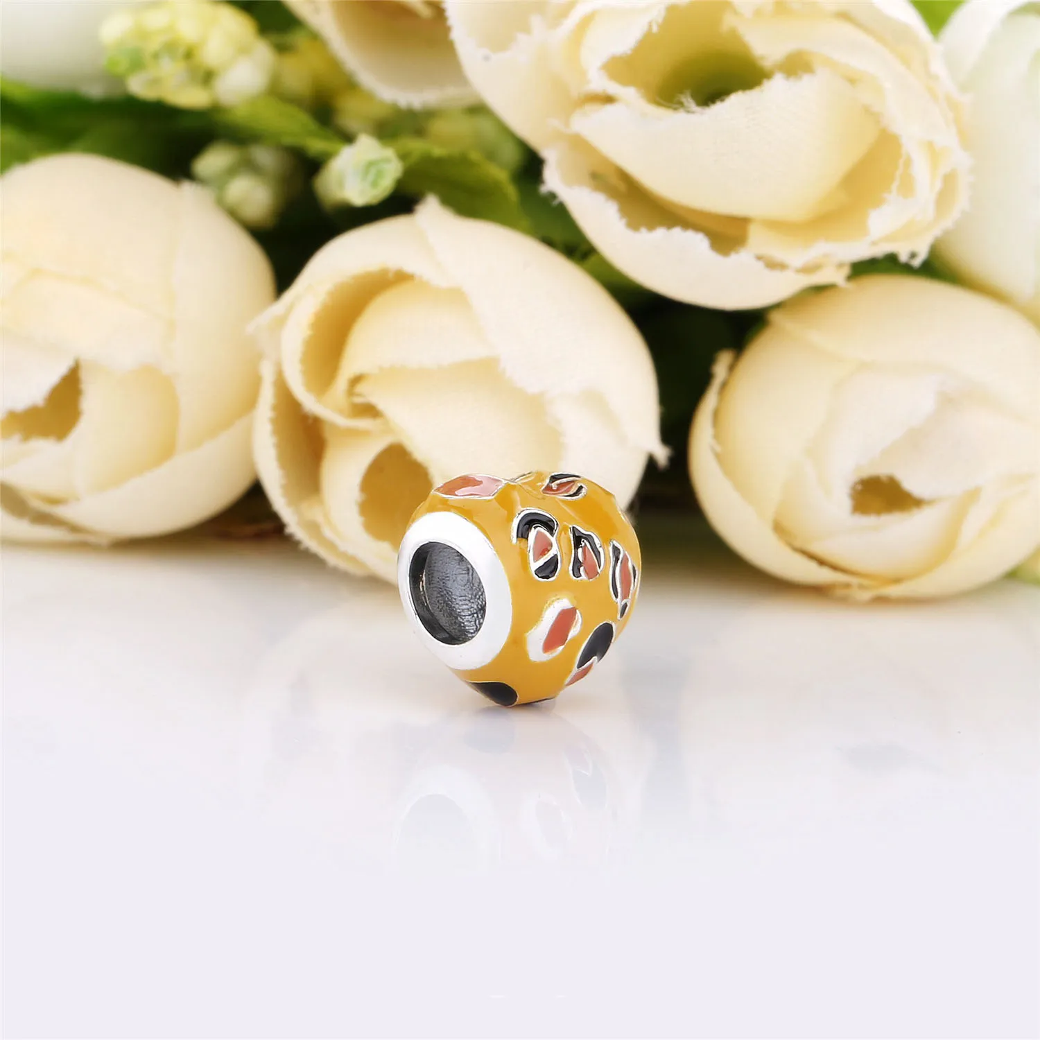 PANDORA Spotted Heart Charm - 798065ENMX