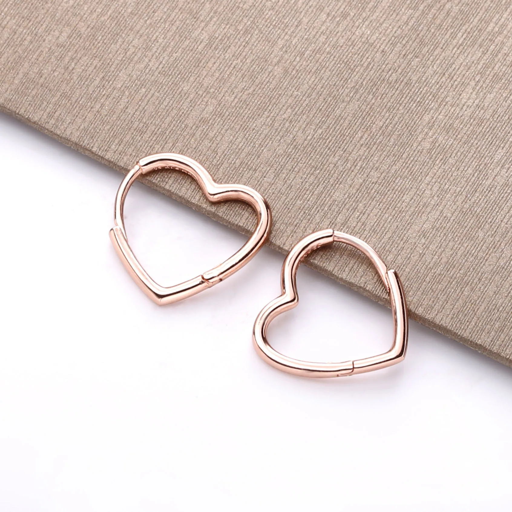 PANDORA Asymmetrical Heart Hoop Earrings - 288307