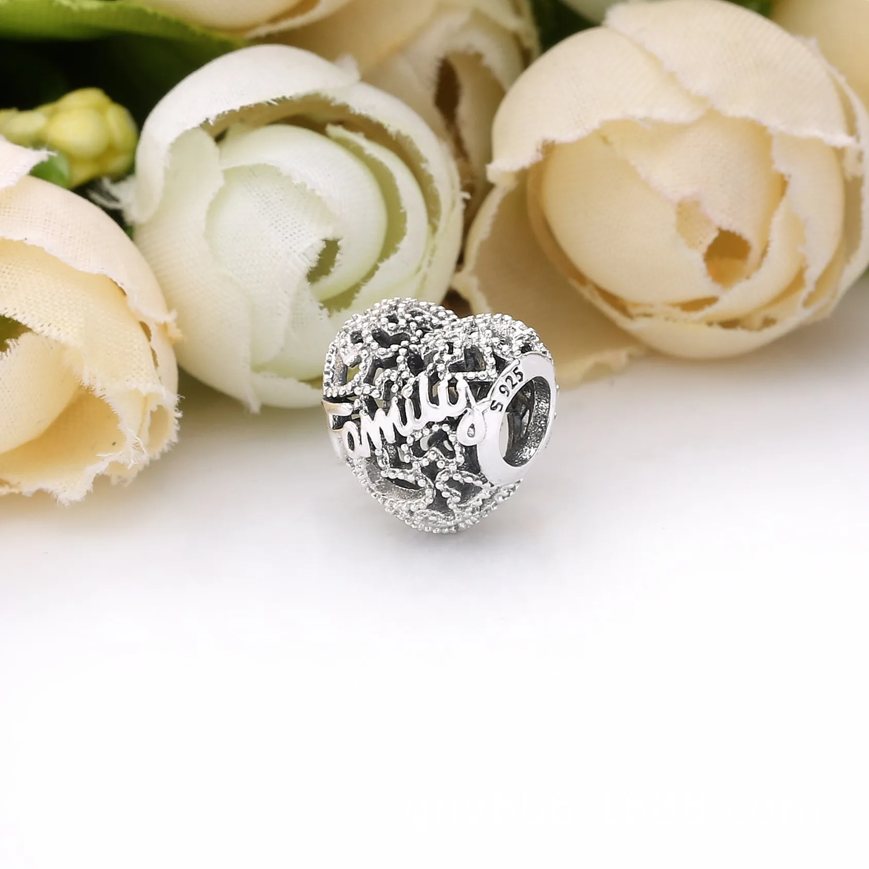 PANDORA Family Heart Charm - 798571C00