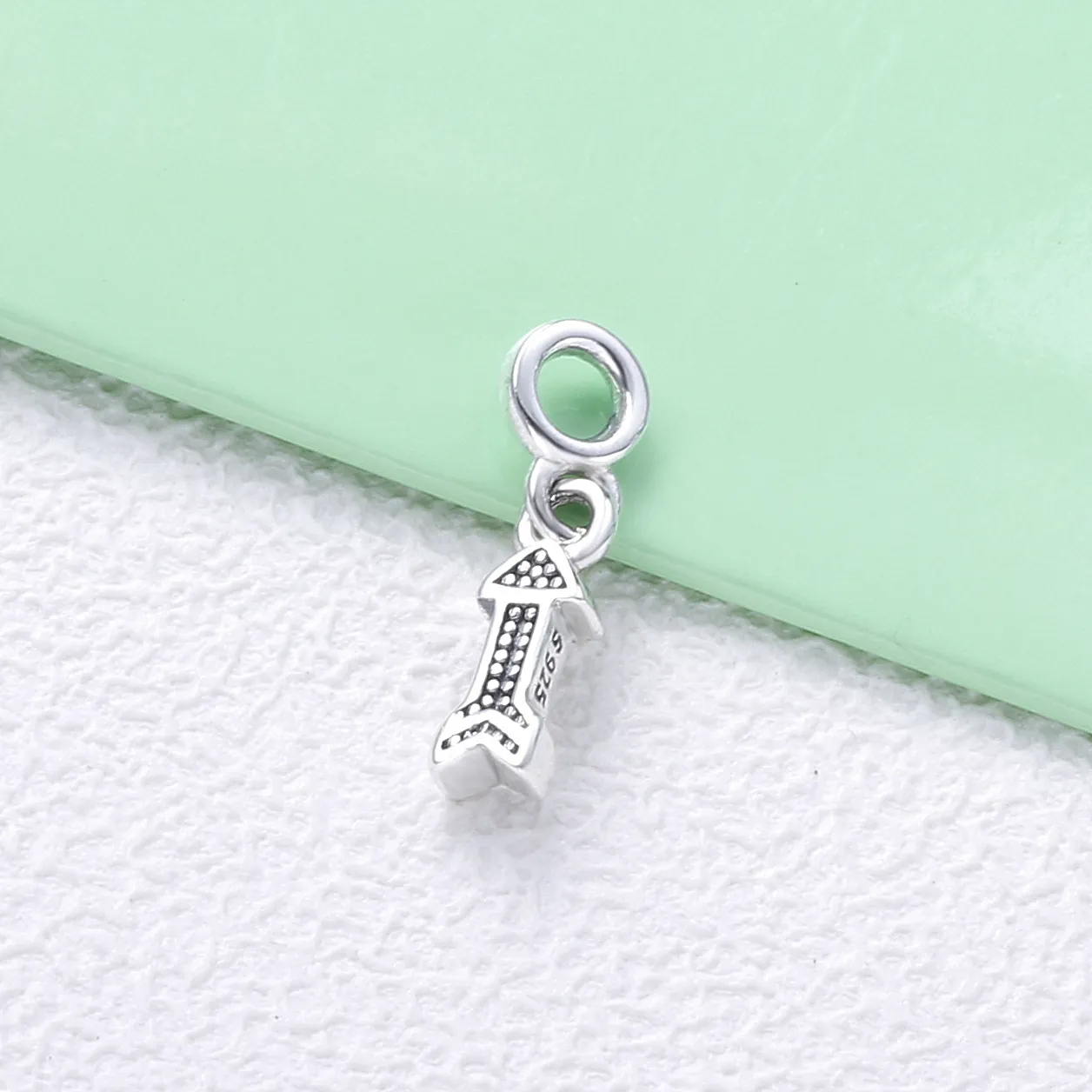 PANDORA My Arrow Micro Dangle Charm - 798383