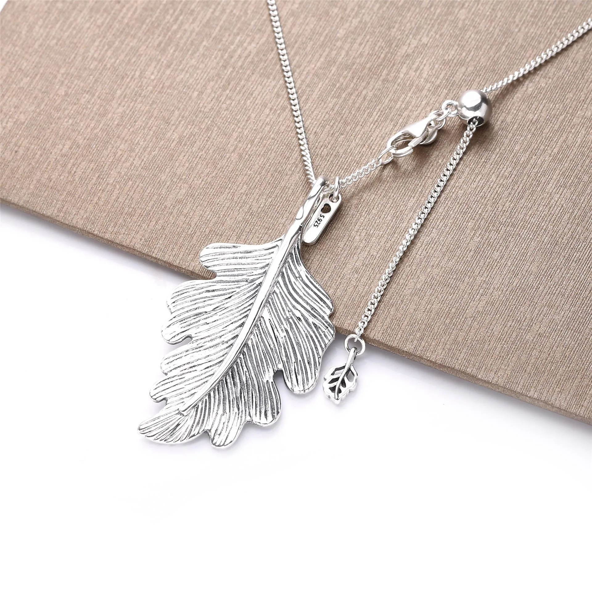 PANDORA Oak Leaf Necklace - 398254-70