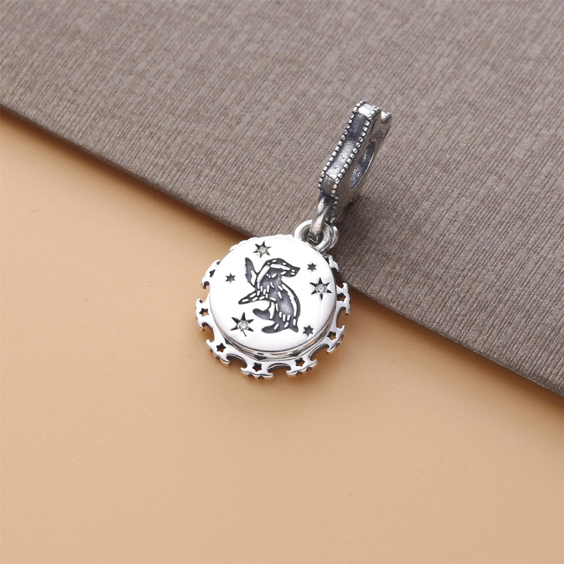 PANDORA Harry Potter, Hufflepuff Dangle Charm - 798832C01