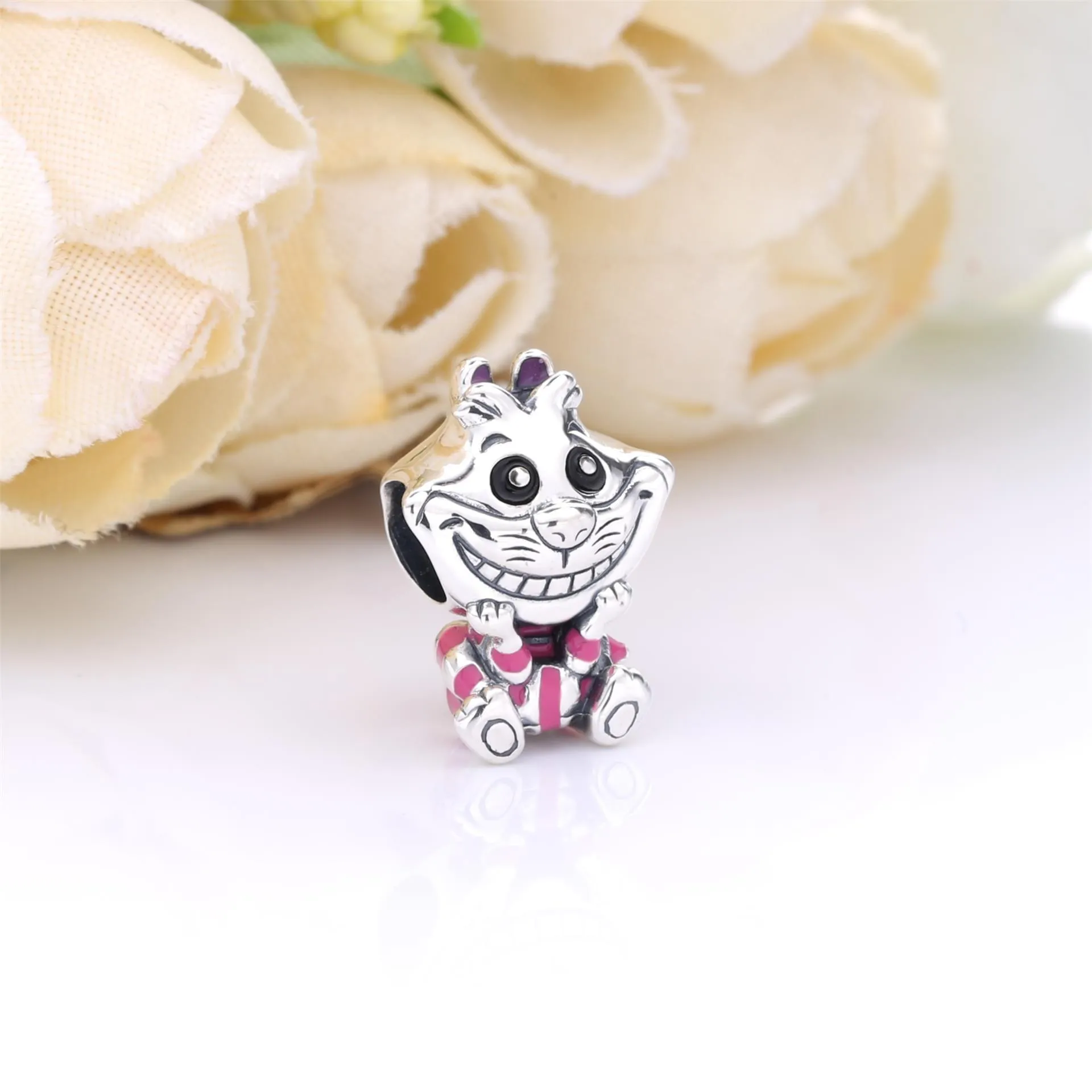 PANDORA Disney Alice in Wonderland Cheshire Cat Charm - 798850C01