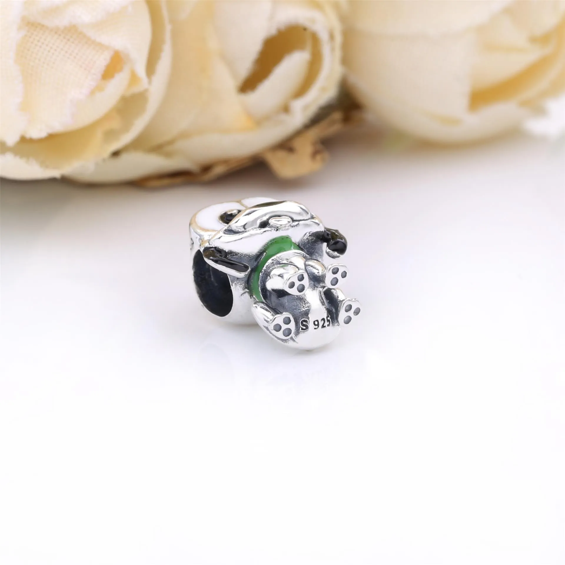 PANDORA Disney Pluto Charm - 798853C01