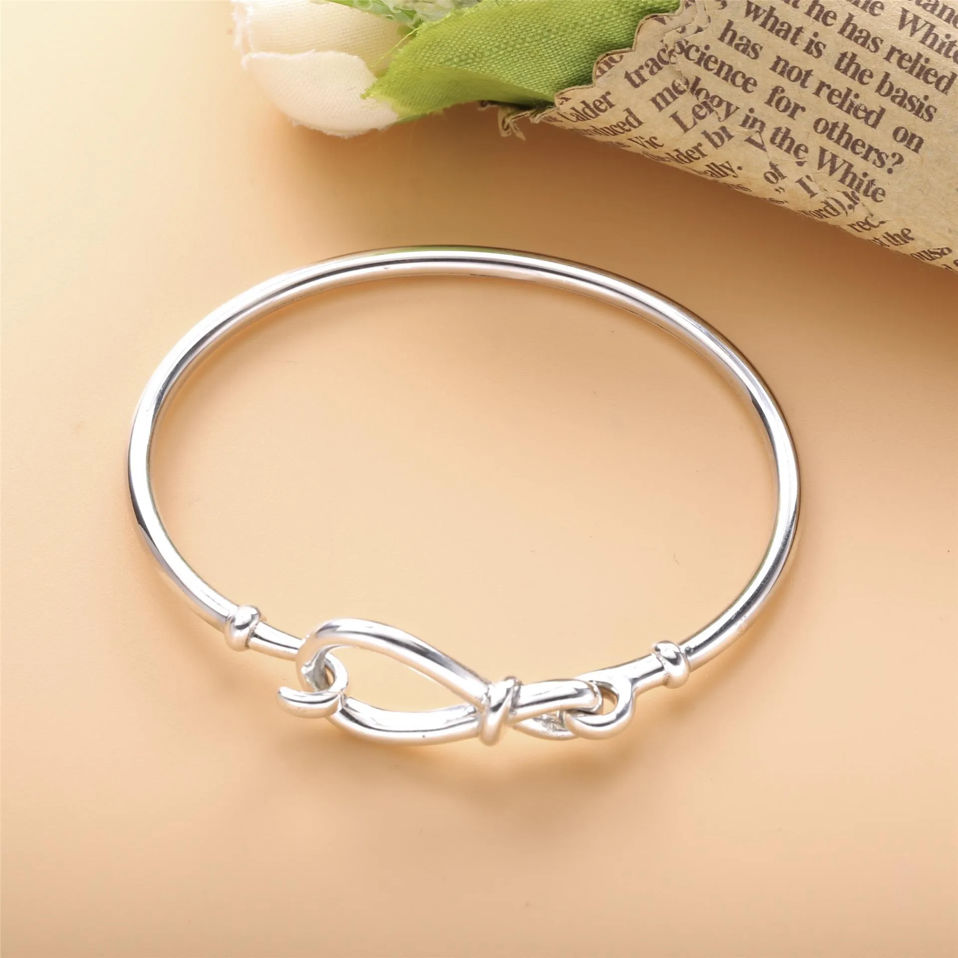 PANDORA Infinity Knot Bangle - 598893C00