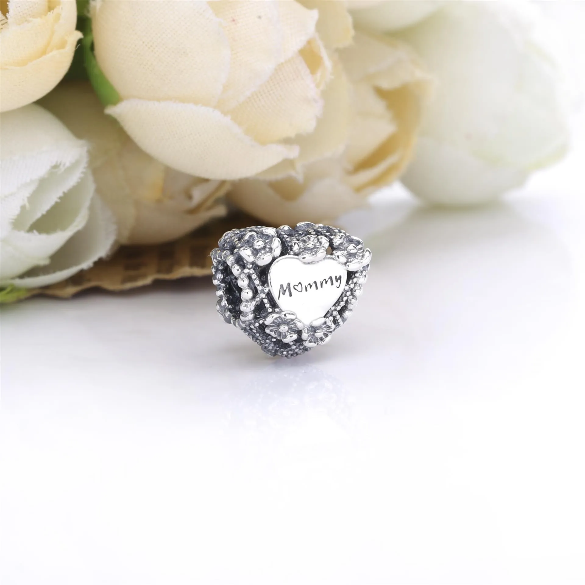 PANDORA Openwork Flower Heart Mommy Charm - 798892C00