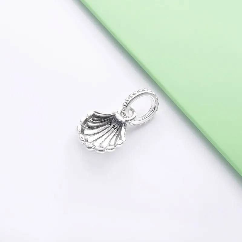 Pandora shell pendant - PJ00734-1