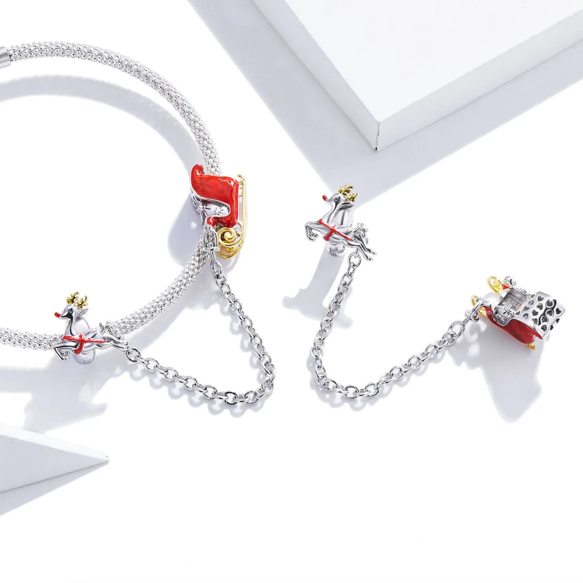 Pandora Style Santa's Sleigh Safety Chain - SCC1667