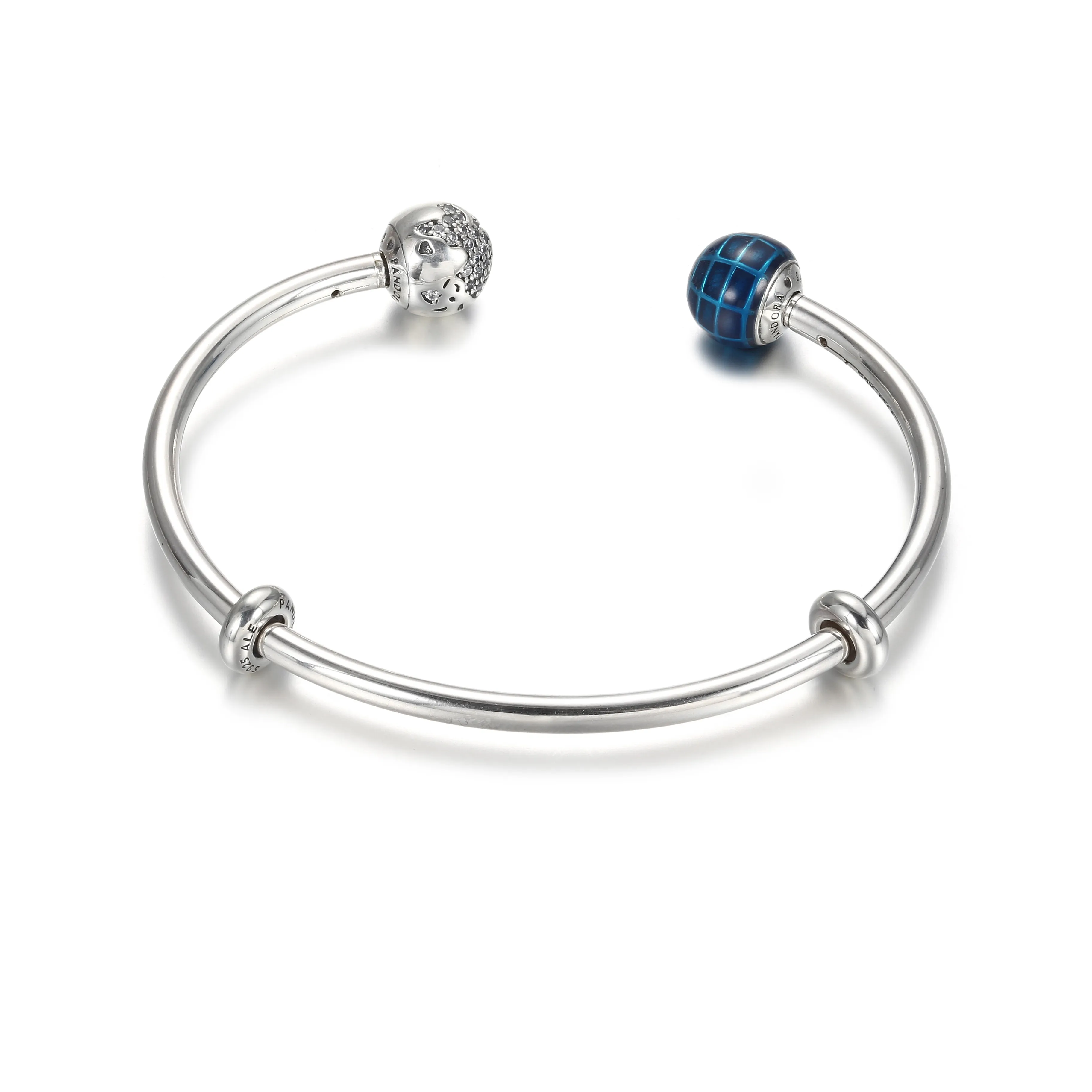 Pandora blue planet and globe open bangle - 599223C01