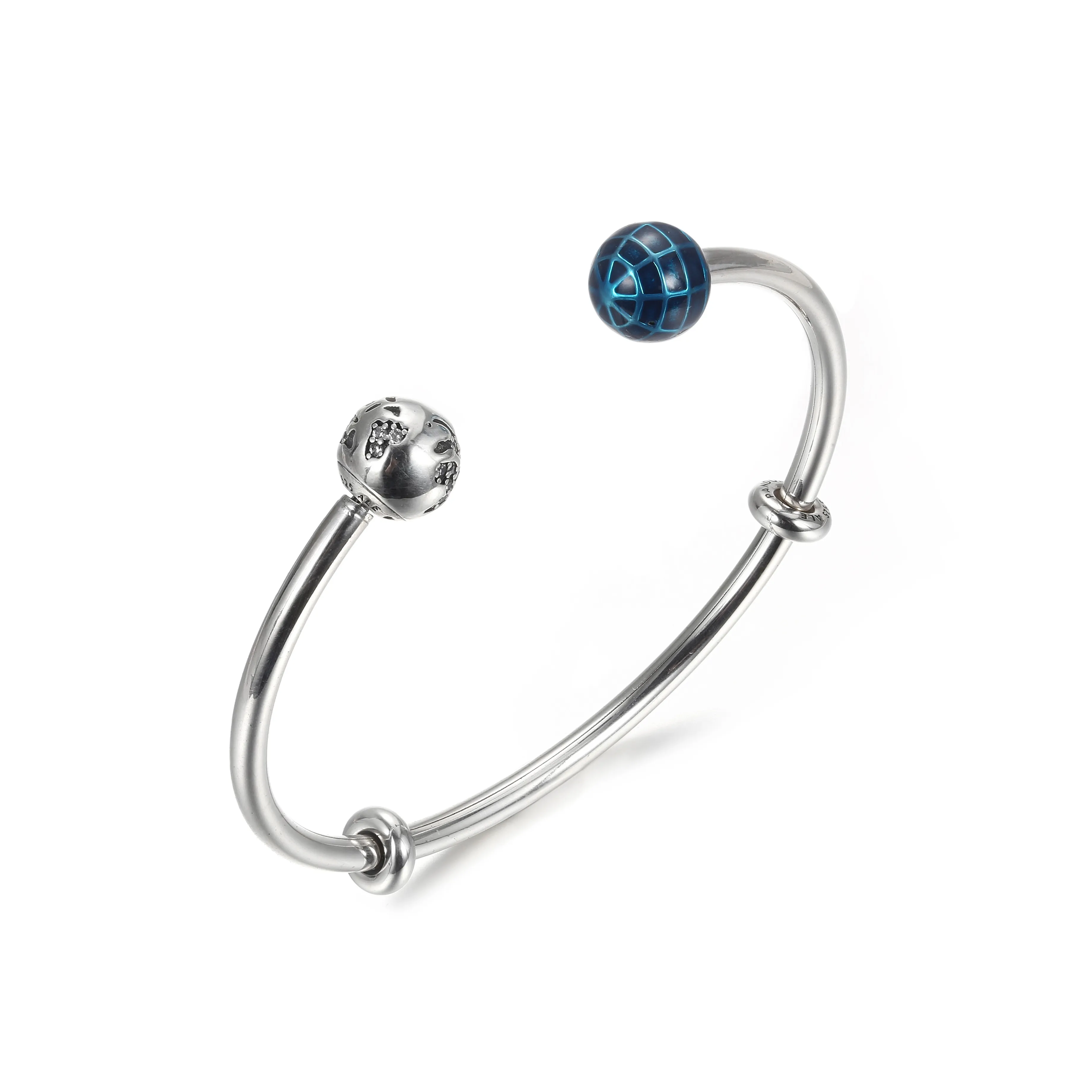 Pandora blue planet and globe open bangle - 599223C01