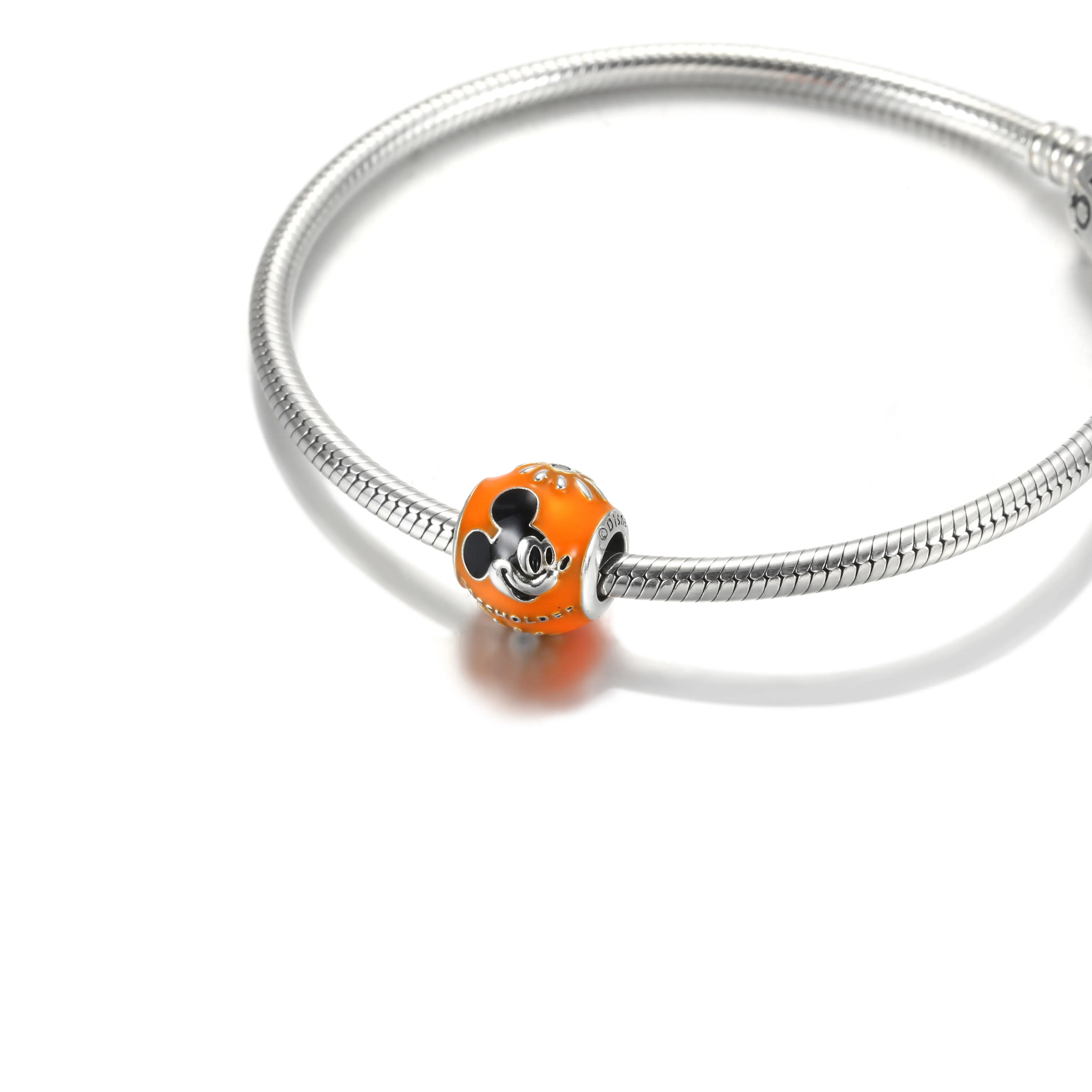 Pandora Disney Parks Passholder Charm - 799262C01