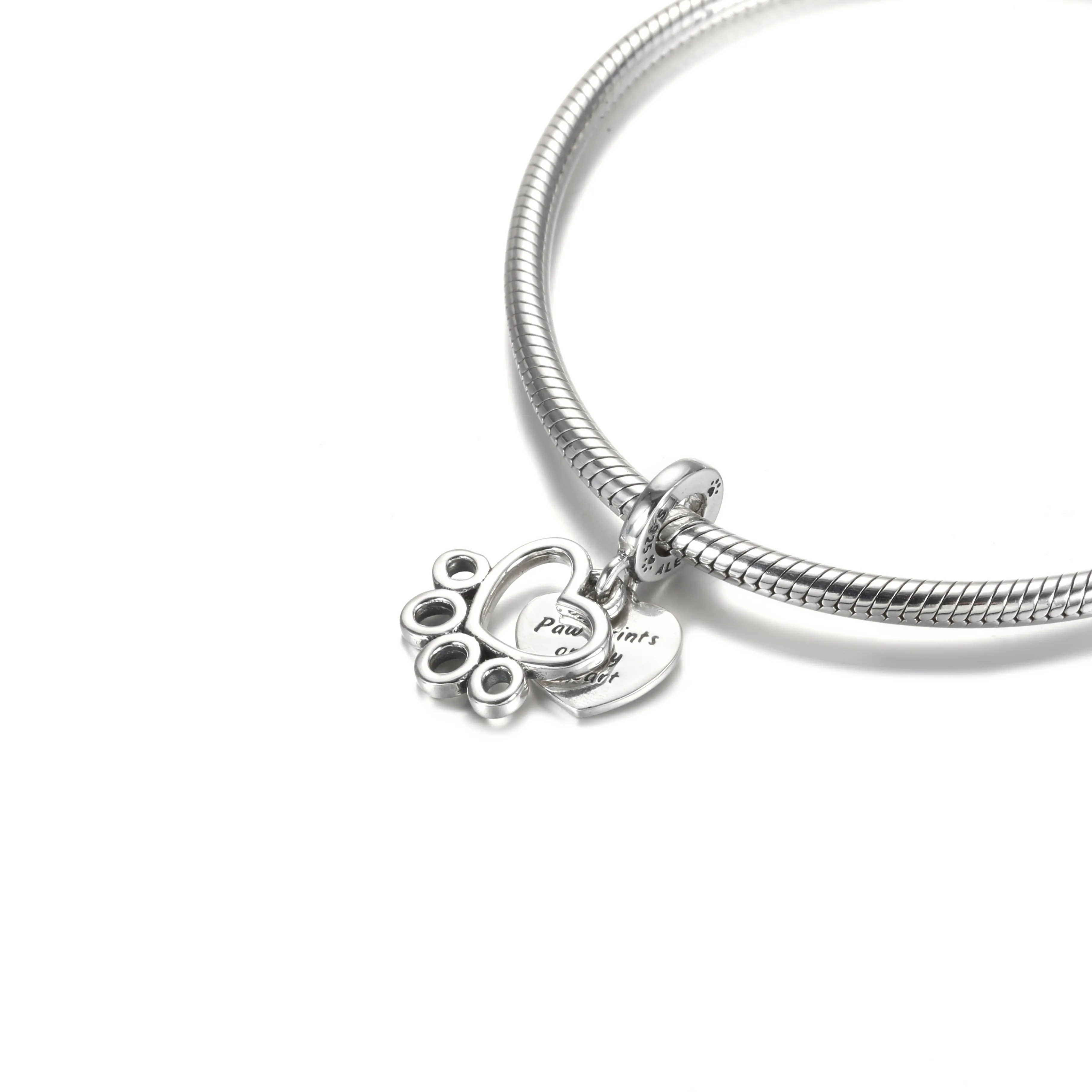 PANDORA Paw Prints On My Heart Charm - 799360C00