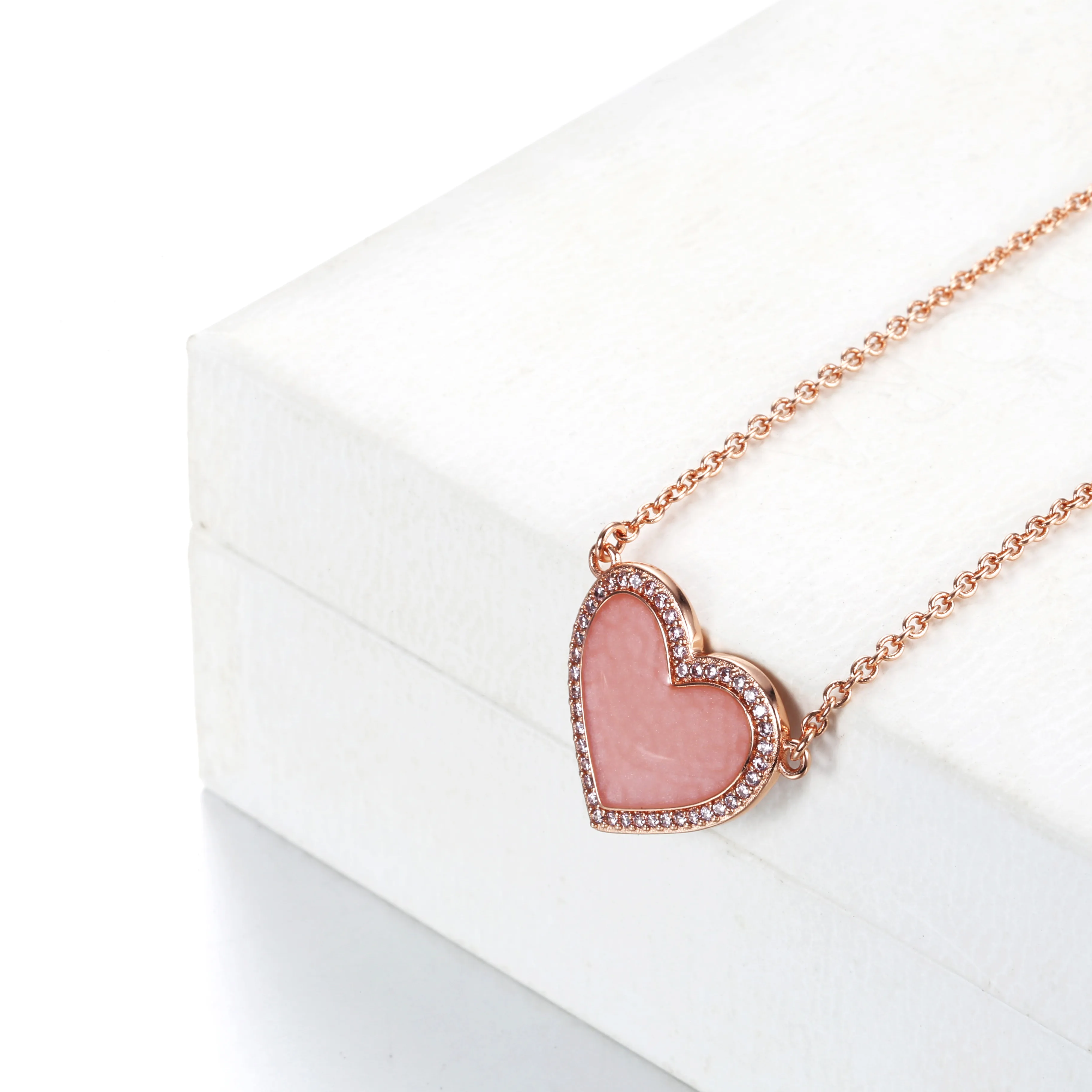 PANDORA Pink Swirl Heart Collier Necklace - 389279C01