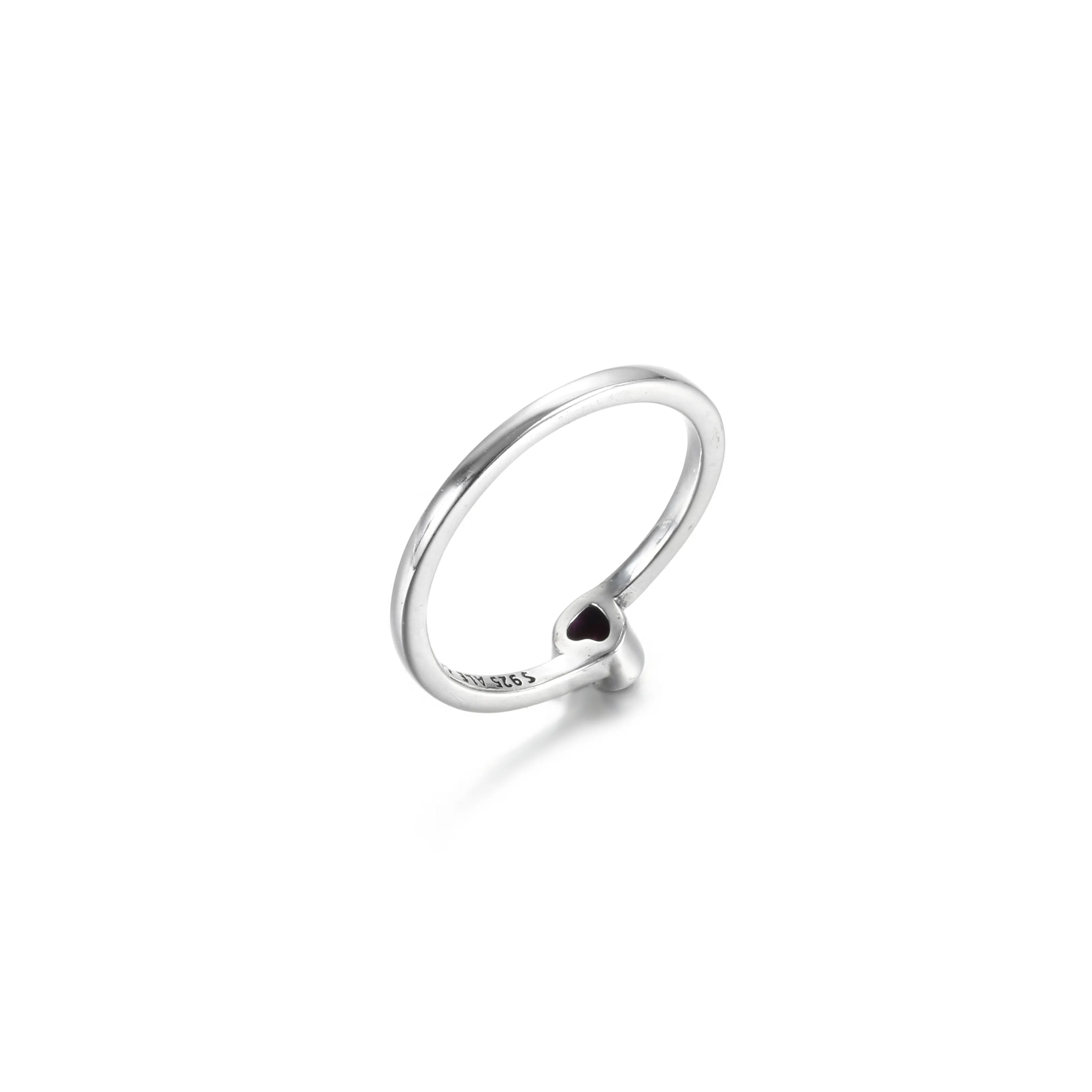 PANDORA Red Tilted Heart Solitaire Ring - 199267C01