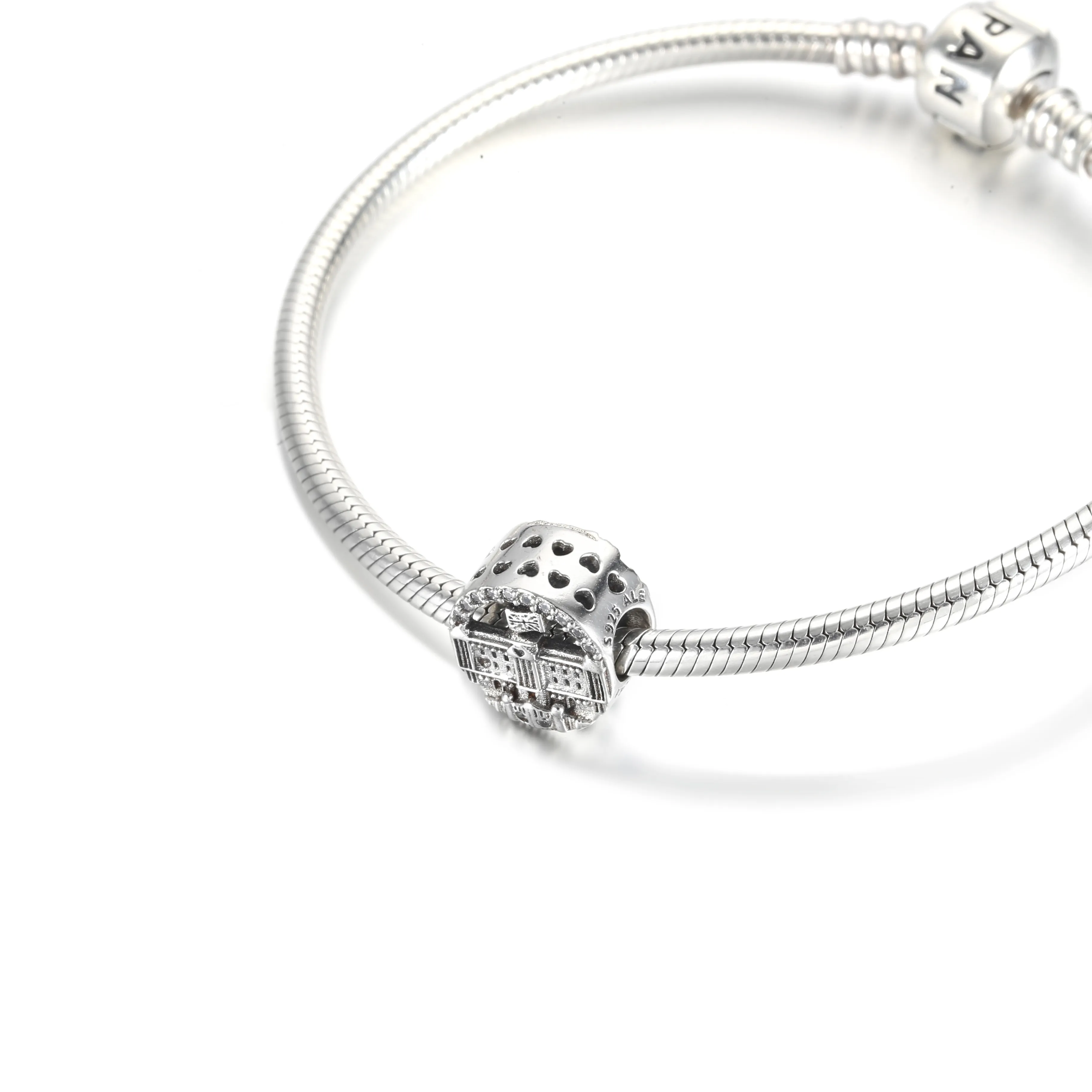 PANDORA Sparkling Buckingham Palace Charm - 799382C01