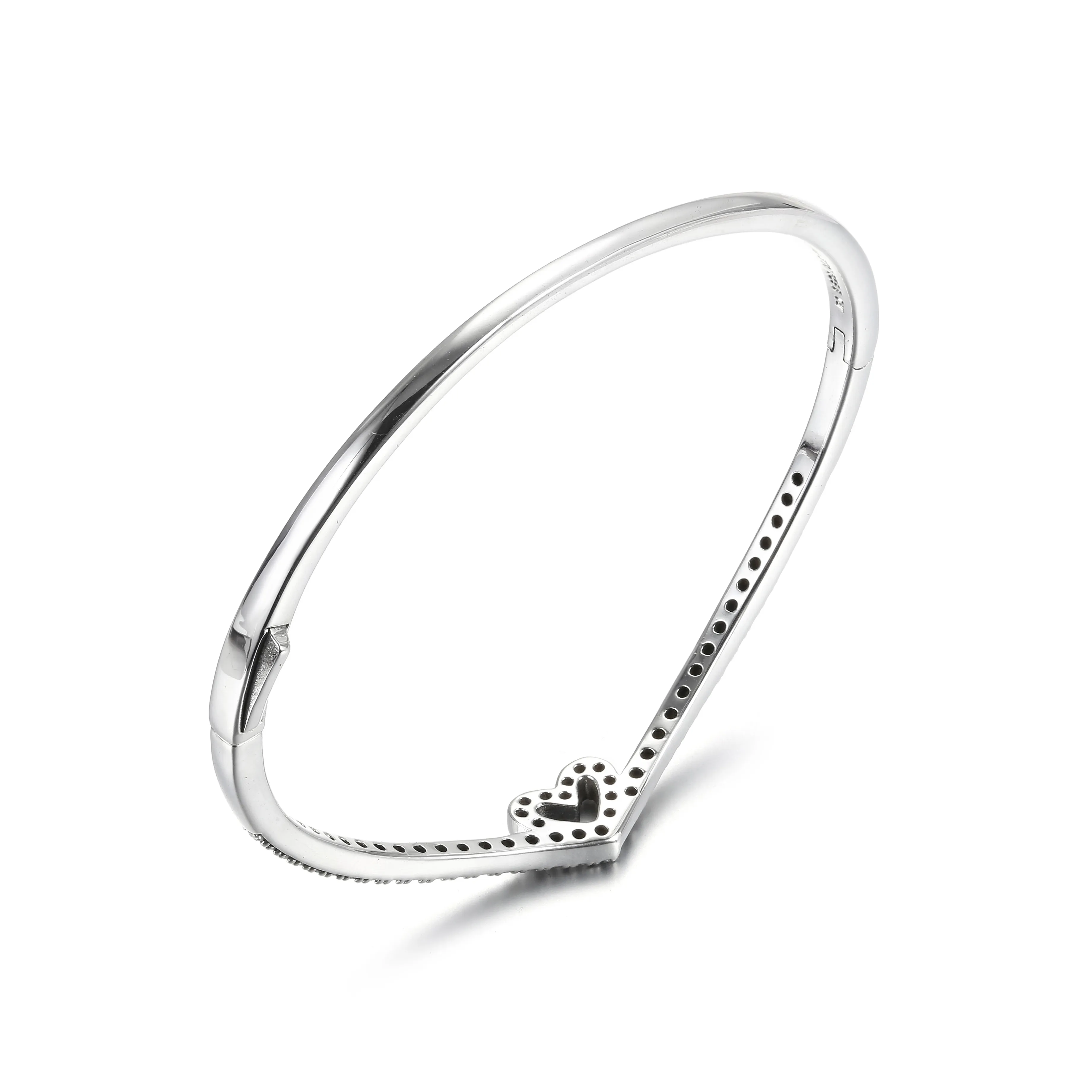 PANDORA Sparkling Wishbone Heart Bangle - 599297C01