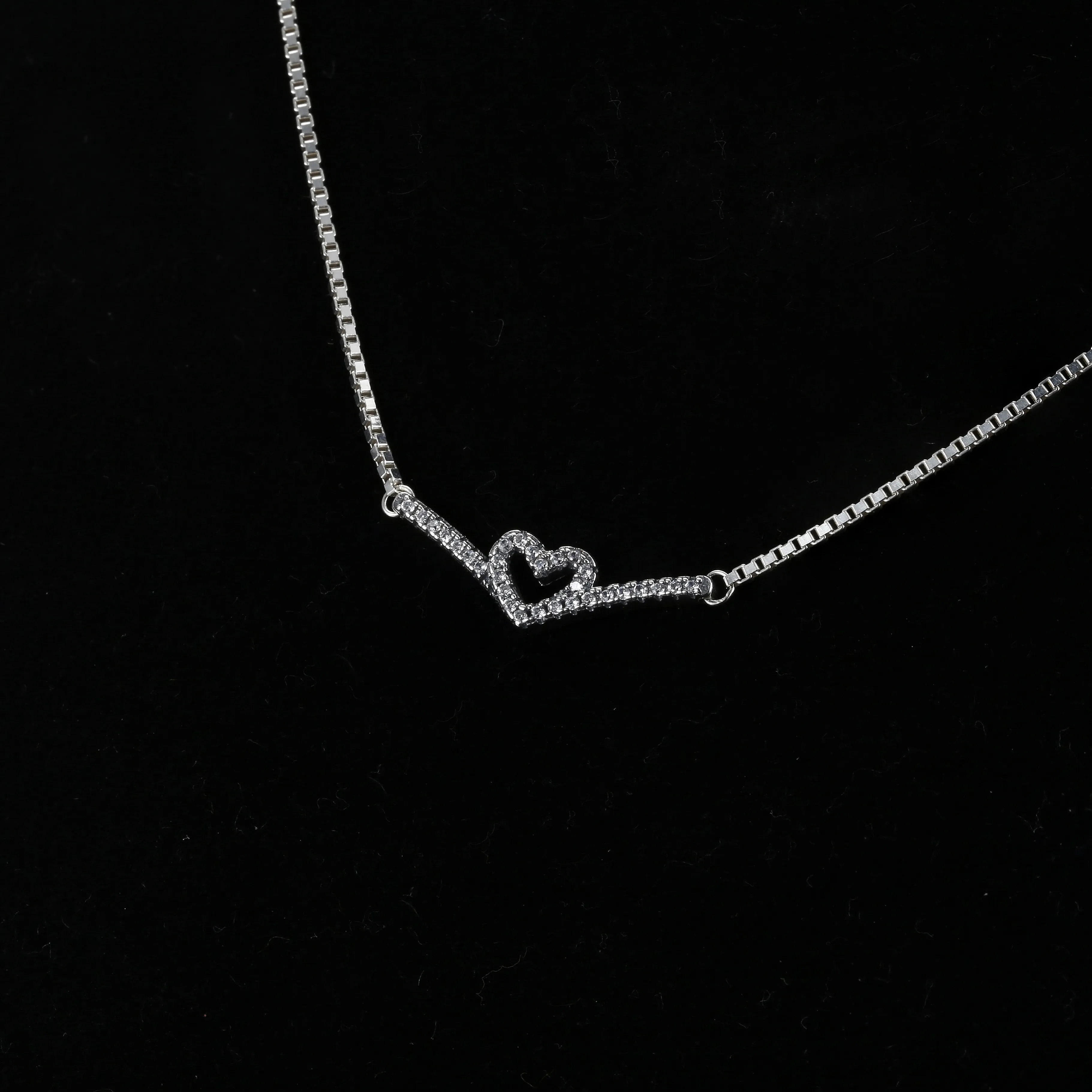 PANDORA Sparkling Wishbone Heart Collier Necklace - 399273C01