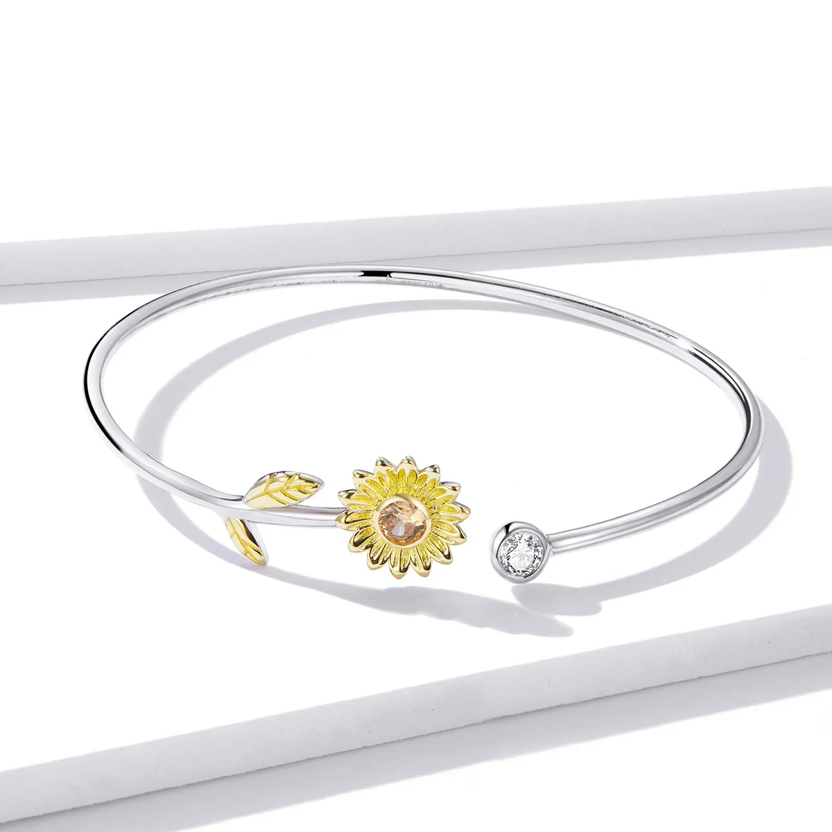 Pandora Style Two Tone Bicolor Fresh Daisy Open Bangle - BSB045