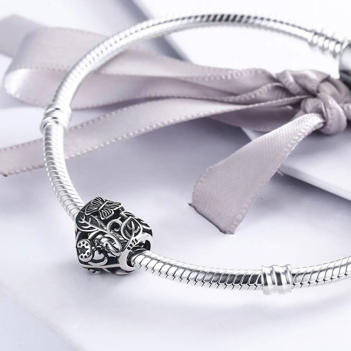 Pandora Style Silver Rain-Back Garden Charm - SCC155