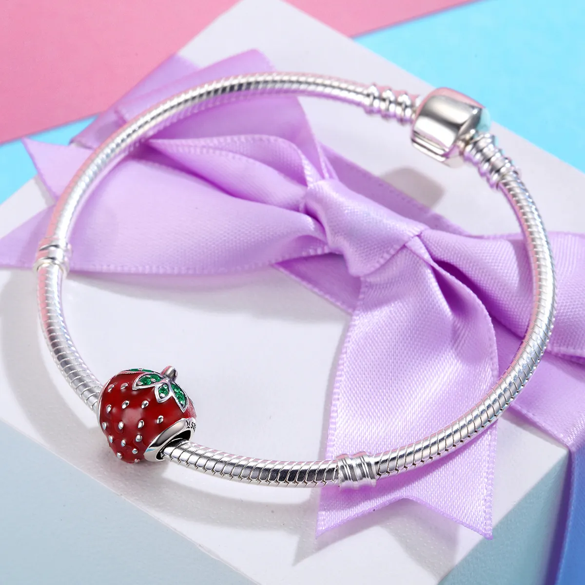 Pandora Style Silver Strawberry Charm - SCC369