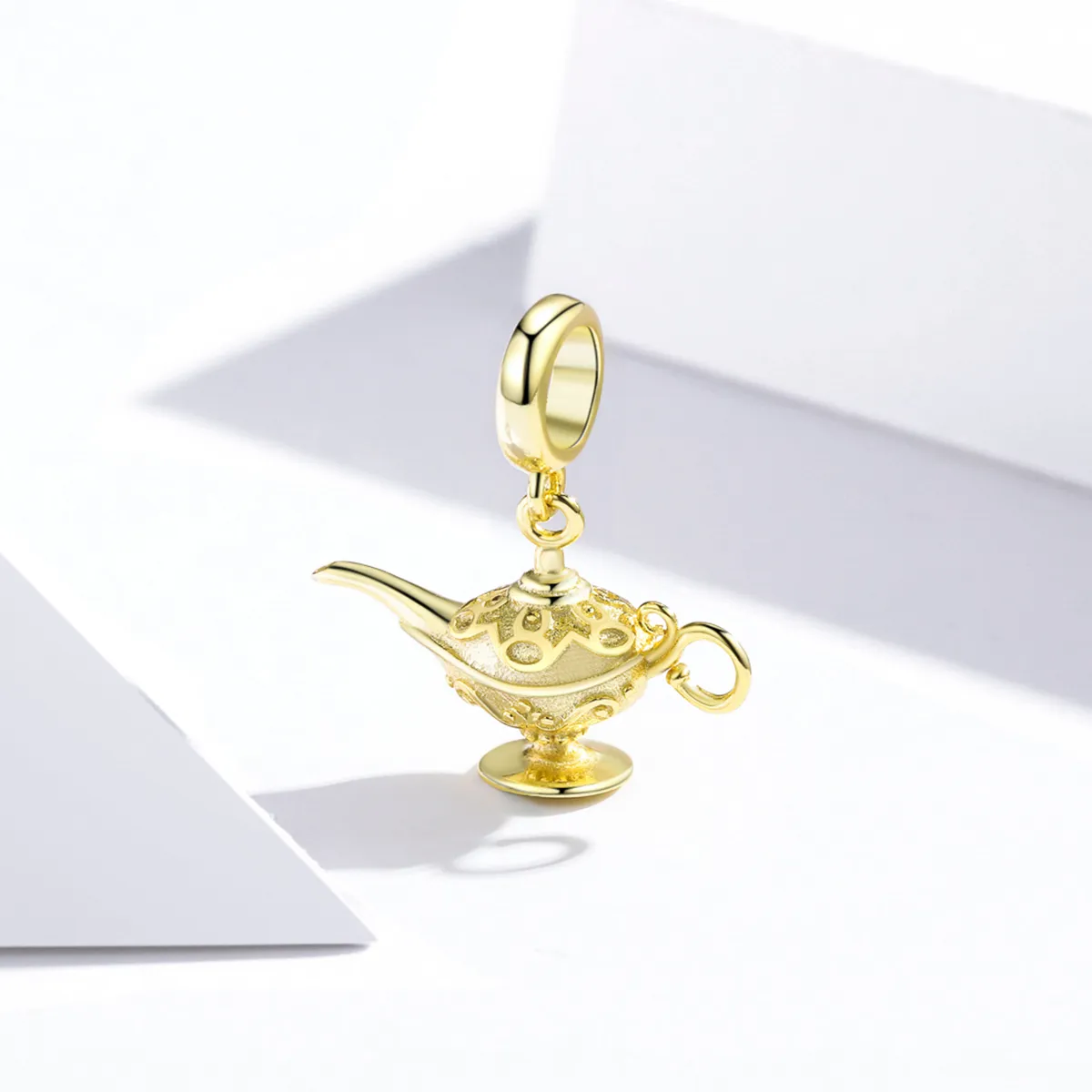 Pandora Style 18ct Gold Plated Magic Lamp Dangle - SCC1819