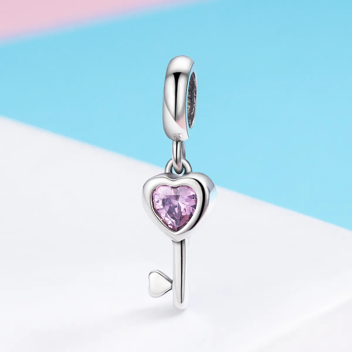 Pandora Style Silver Key of heart Dangle - SCC638