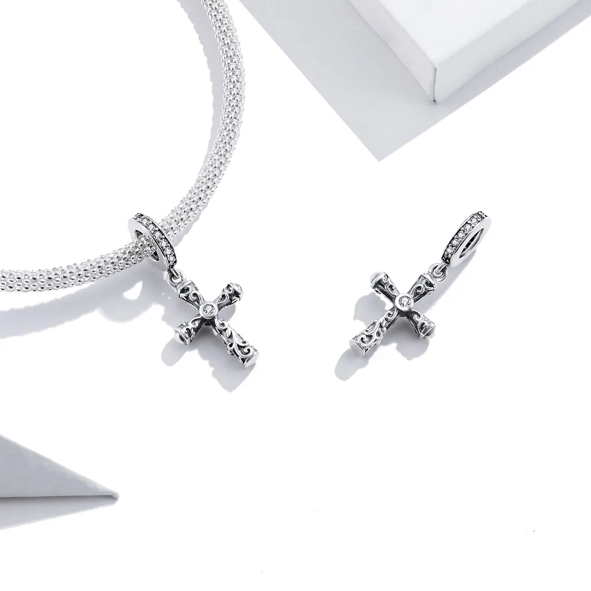 Pandora Style Silver Vintage Cross Dangle - BSC313