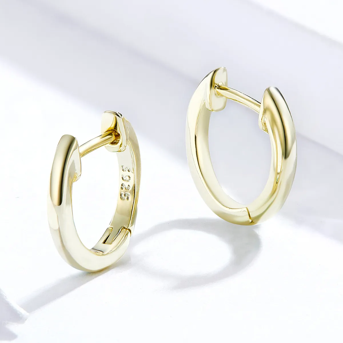 Pandora Style 18ct Gold Plated Simple Hoop Earrings - SCE808