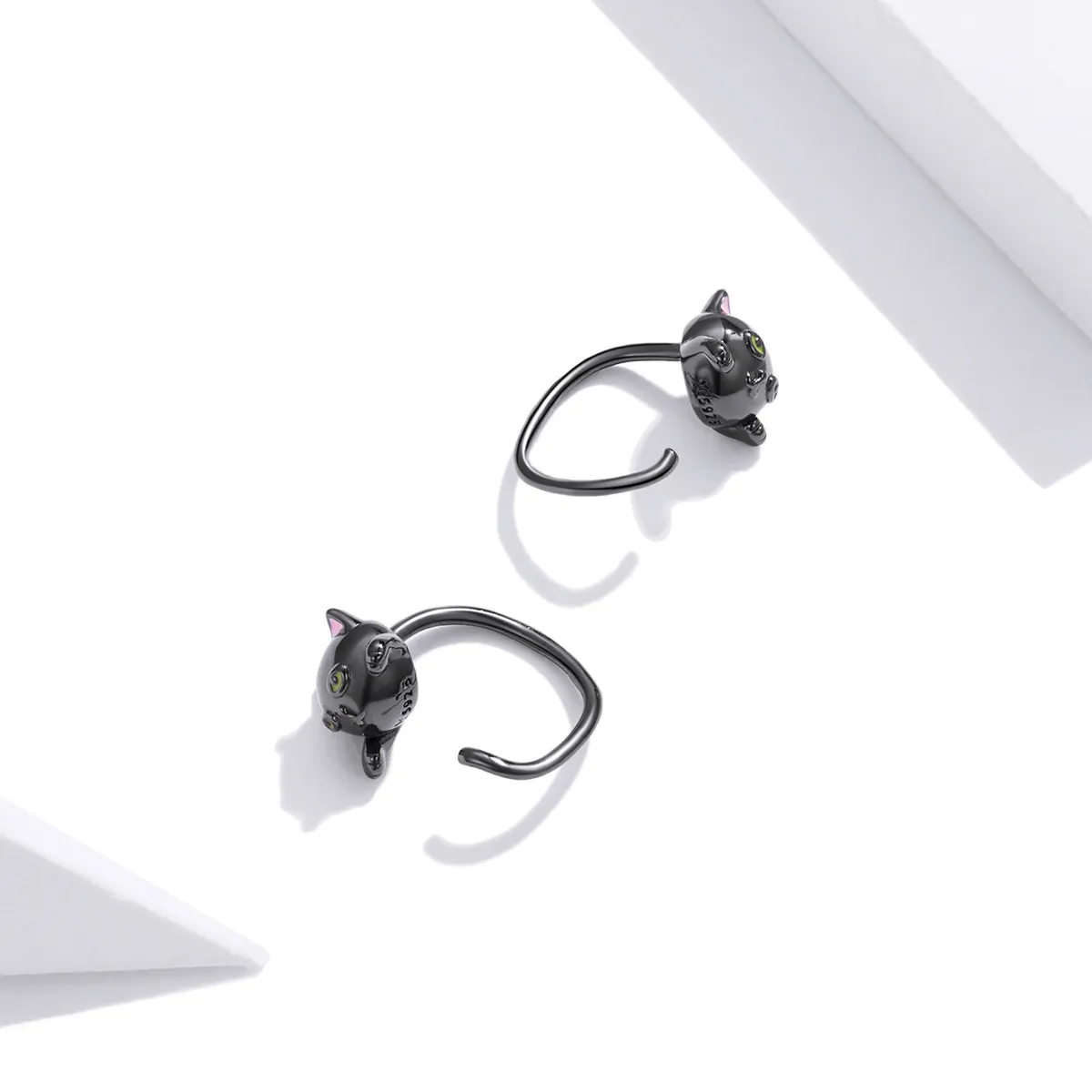 Pandora Style Silver Black Cat Stud Earrings - SCE1125