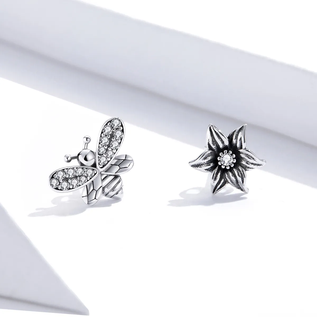 Pandora Style Silver Butterfly And Flower Stud Earrings - SCE884